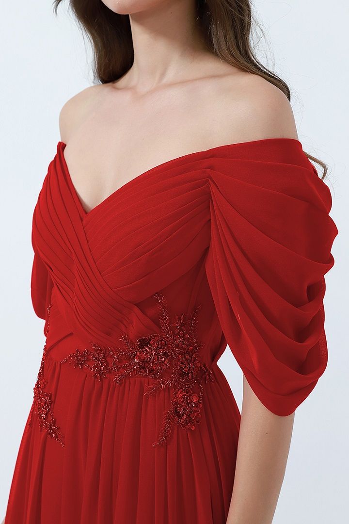 Drape sleeves red dress