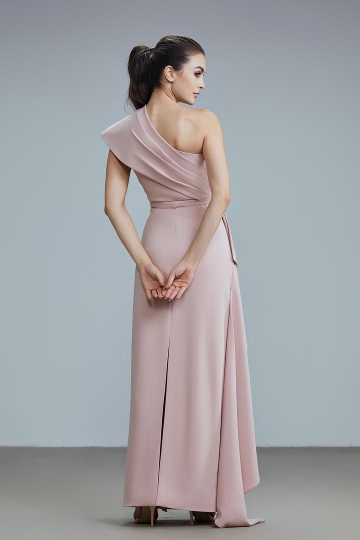 Unique folds crepe dress