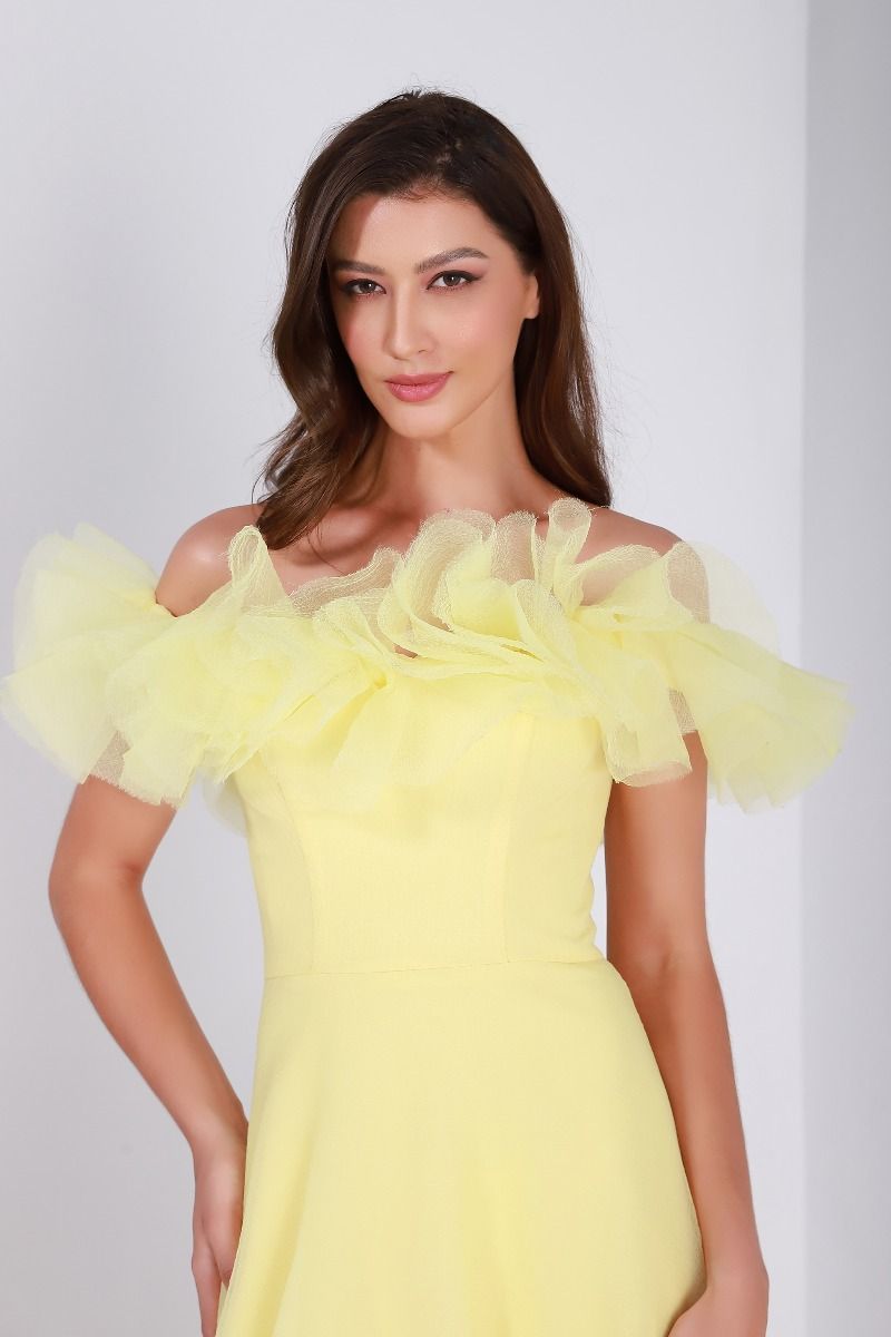 Frill off-shoulder dress