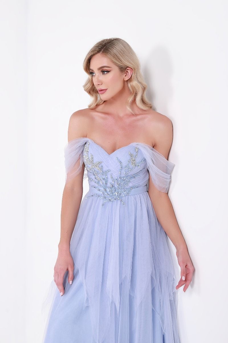 Sweetheart neckline dress 